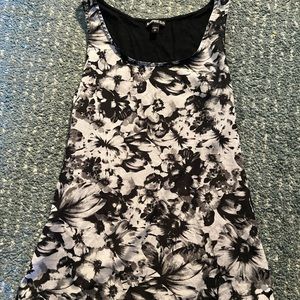 Floral tank top, solid black back side